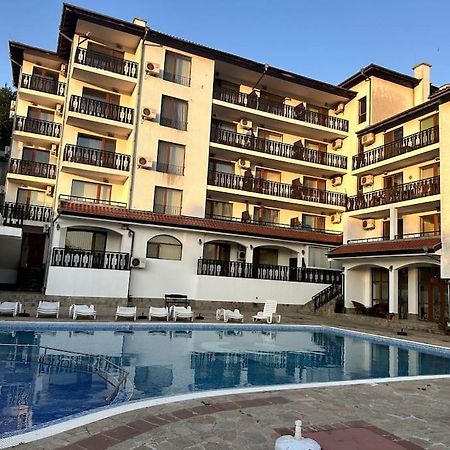 Spacious Fully Furnished Studio In Kavarna Apart Hotel 외부 사진